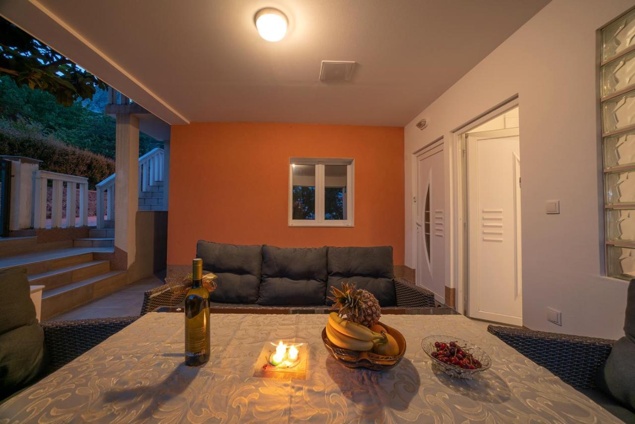 Apartman Karla Солин Экстерьер фото