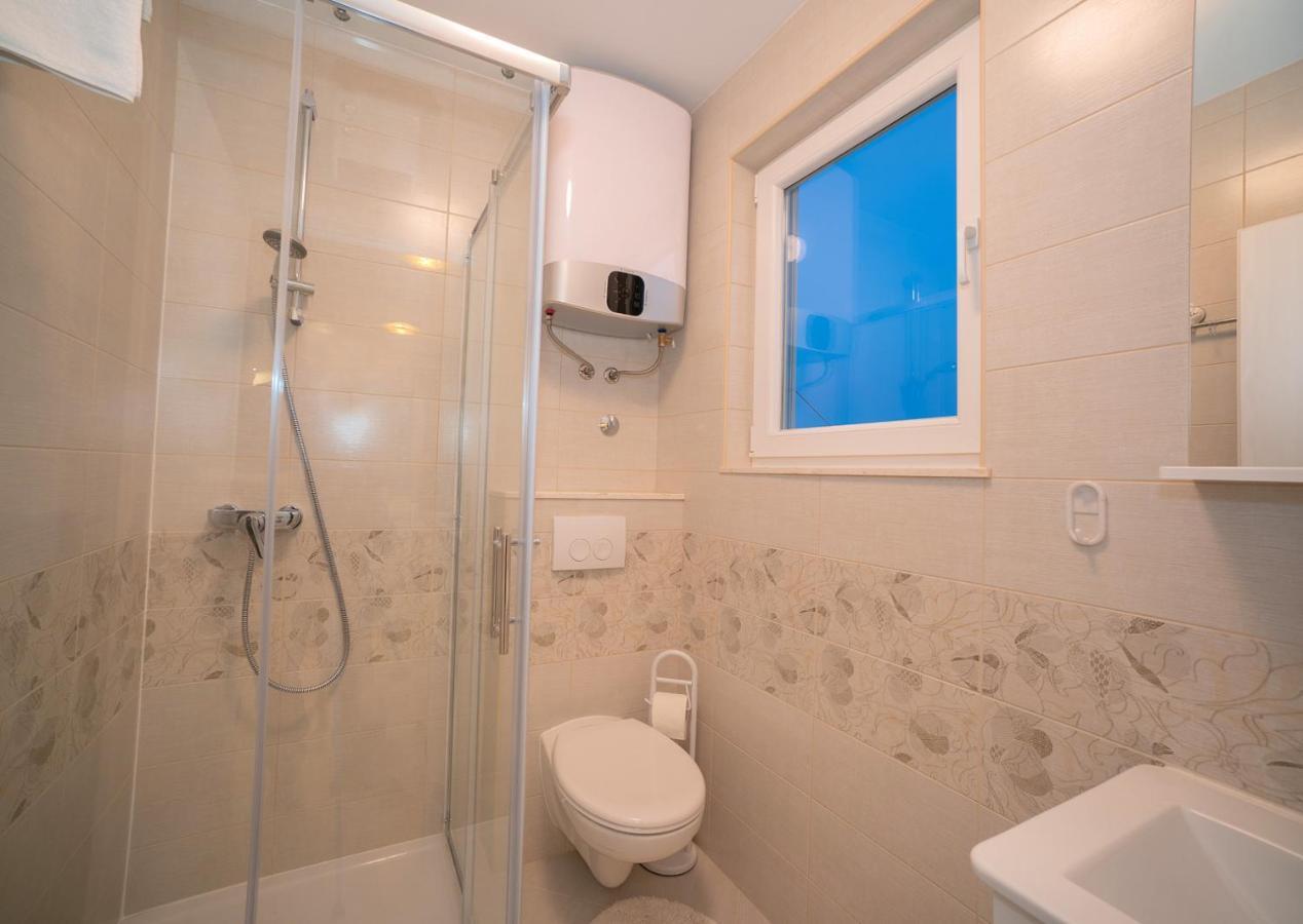 Apartman Karla Солин Экстерьер фото