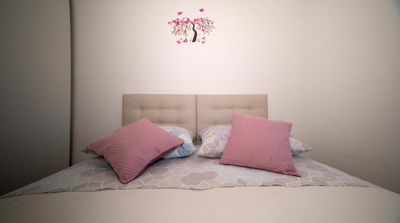Apartman Karla Солин Экстерьер фото