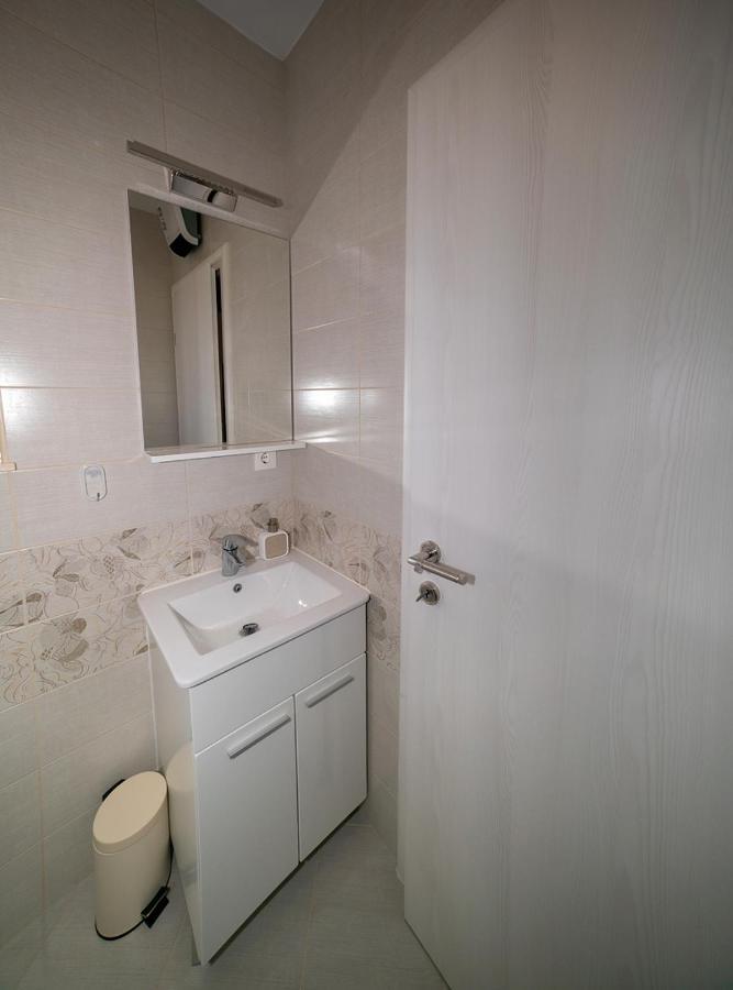 Apartman Karla Солин Экстерьер фото